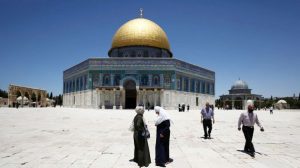 قوات الاحتلال الإسرائيلي تعتقل 3 من حراس المسجد الأقصى